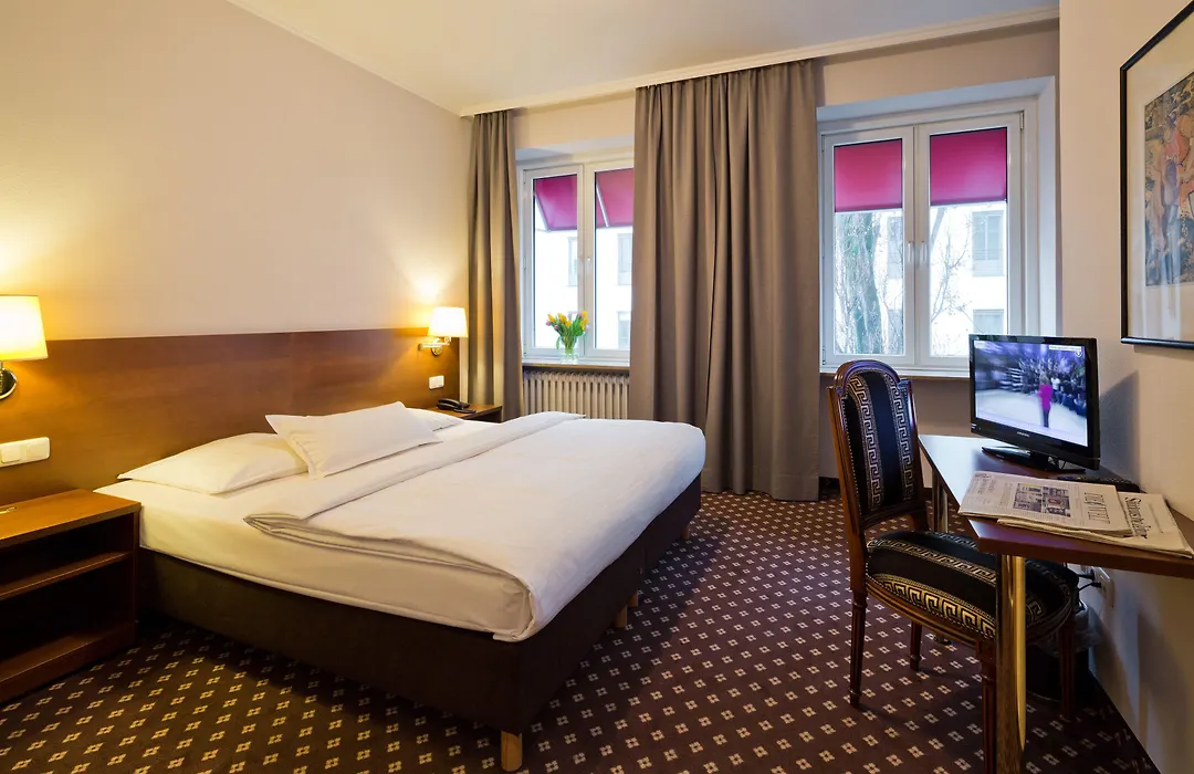 Hotel Stachus-1